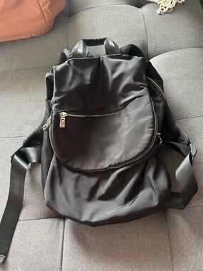 House of Harlow backpack
